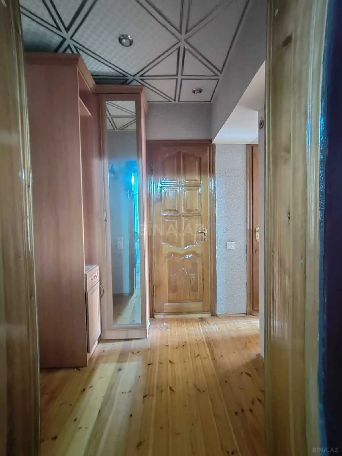 Satılır 2 otaqlı mənzil 65 m²