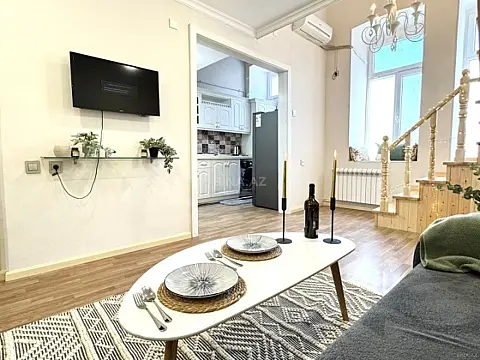 Kirayə verilir 2 otaqlı mənzil 50 m²