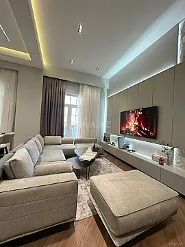 Kirayə verilir 3 otaqlı mənzil 145 m²
