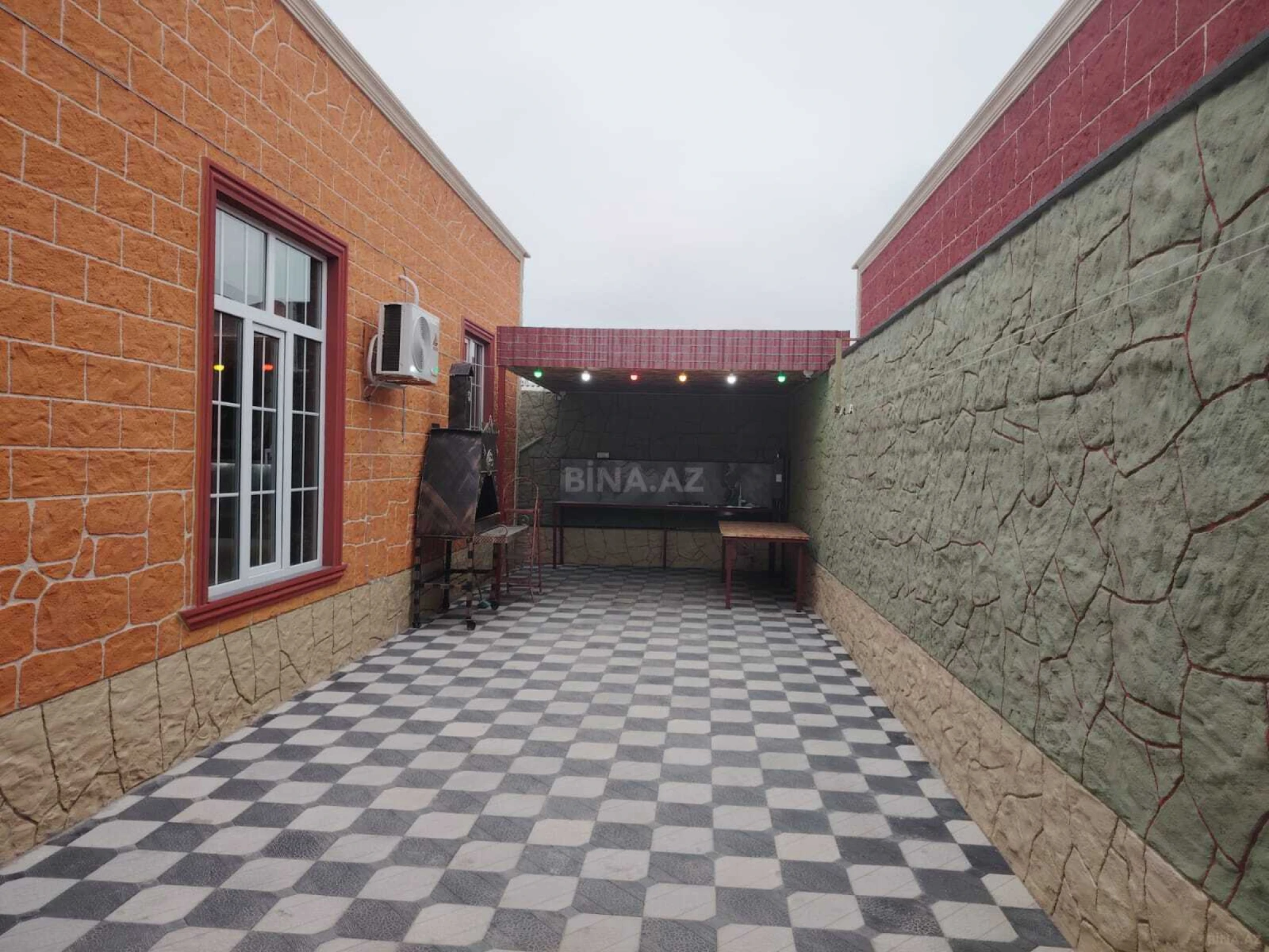 Satılır 3 otaqlı həyət evi 100 m²