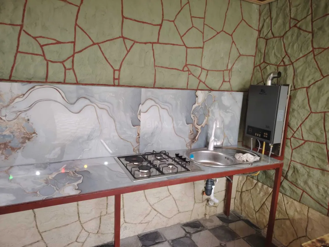 Satılır 3 otaqlı həyət evi 100 m²