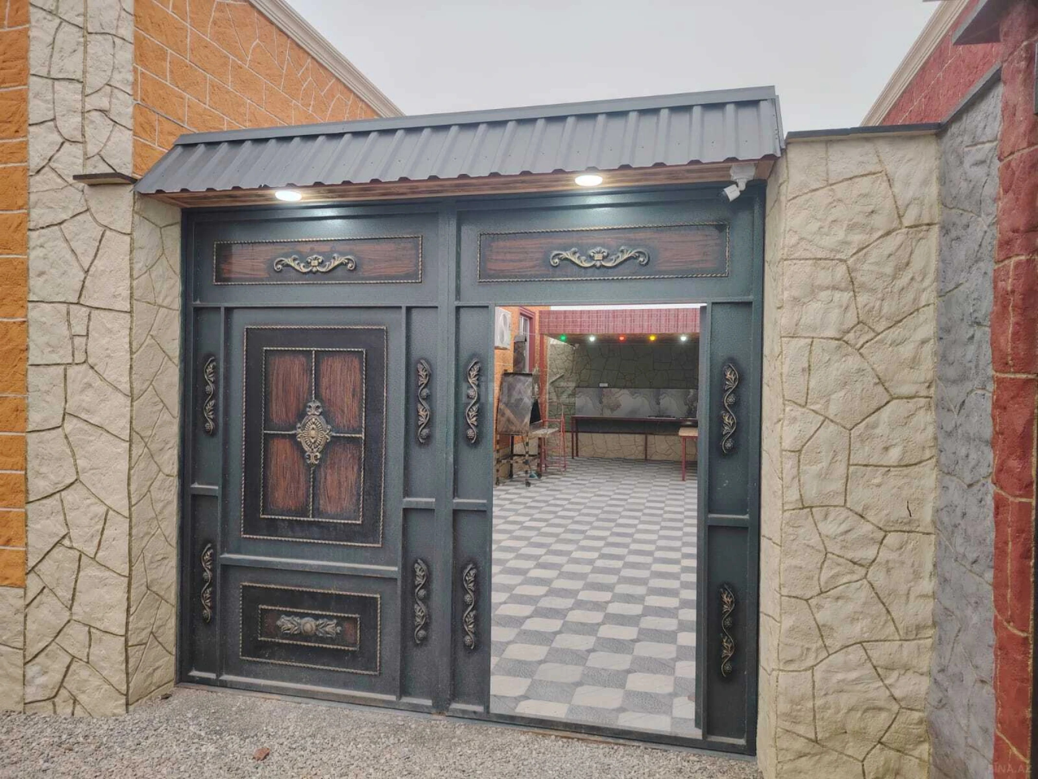 Satılır 3 otaqlı həyət evi 100 m²