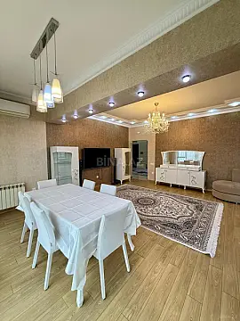Kirayə verilir 4 otaqlı mənzil 181 m²