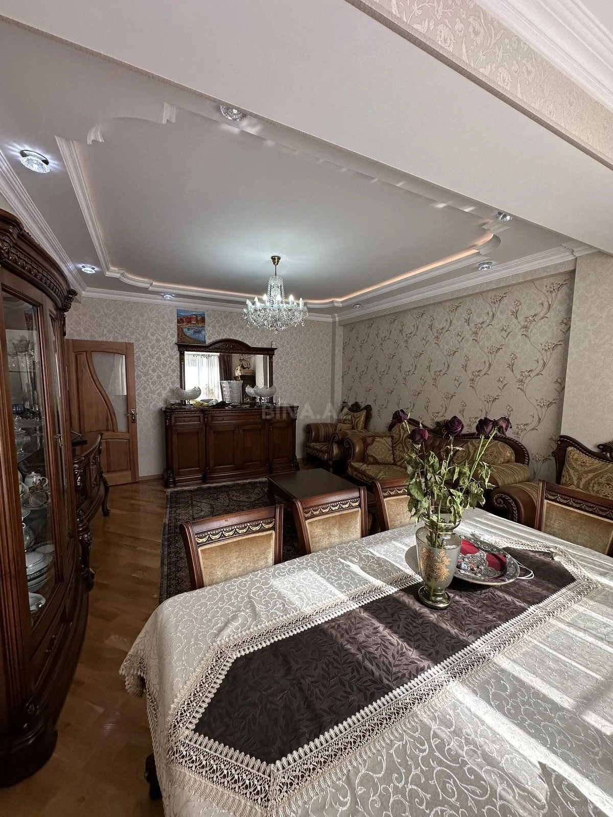 Satılır 3 otaqlı mənzil 110 m²