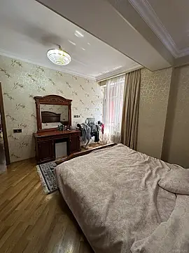 Satılır 3 otaqlı mənzil 110 m²
