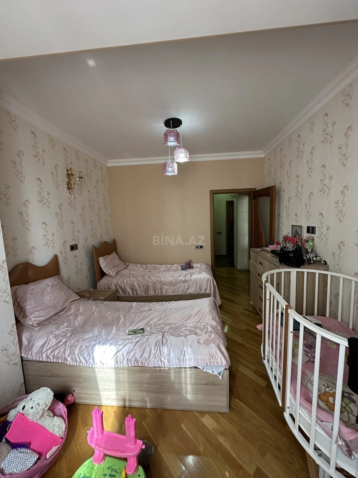 Satılır 3 otaqlı mənzil 110 m²