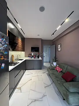 Satılır 3 otaqlı mənzil 130 m²