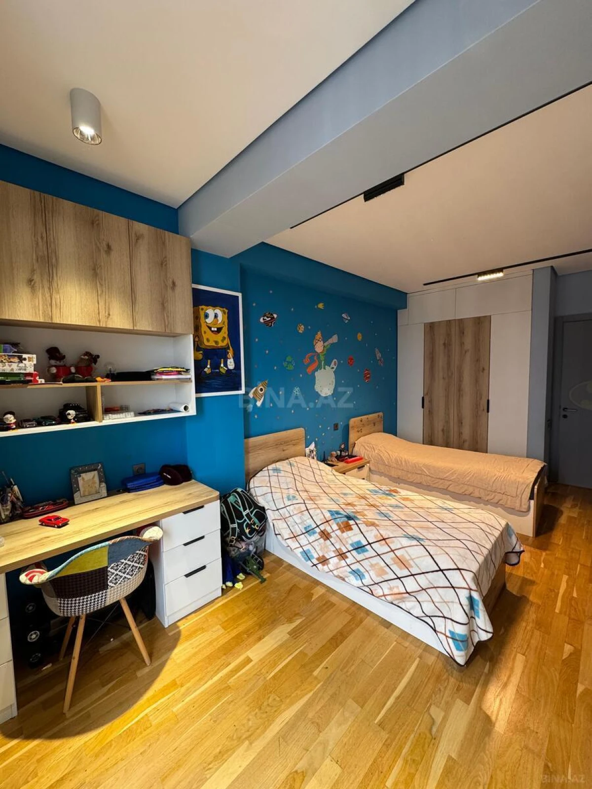 Satılır 3 otaqlı mənzil 130 m²