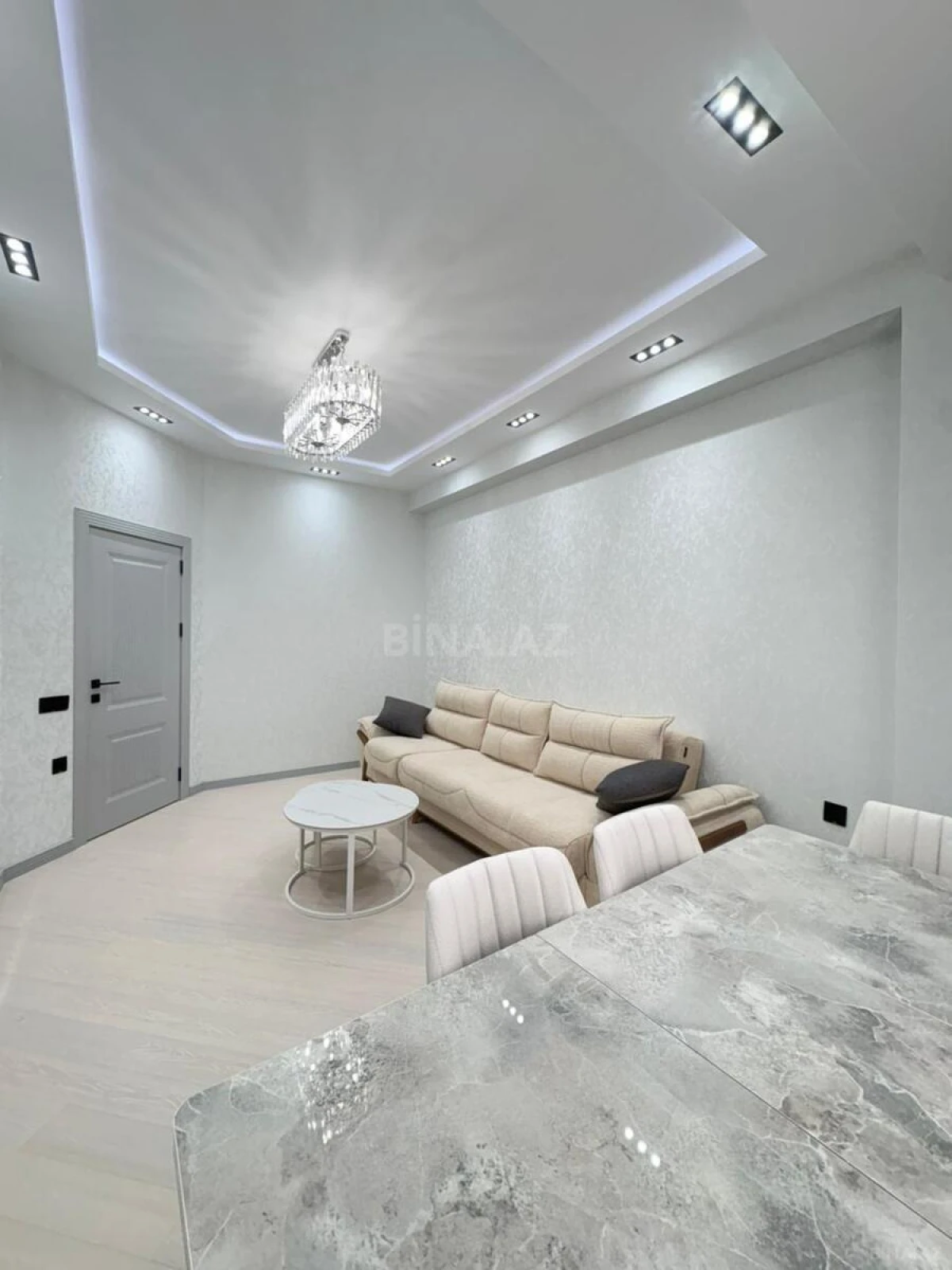 Satılır 2 otaqlı mənzil 51 m²