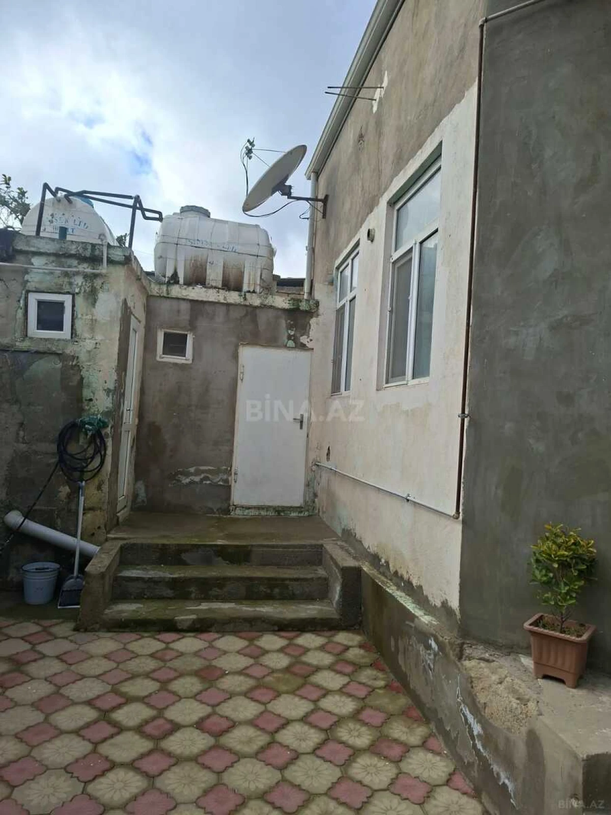 Satılır 3 otaqlı həyət evi 95 m²