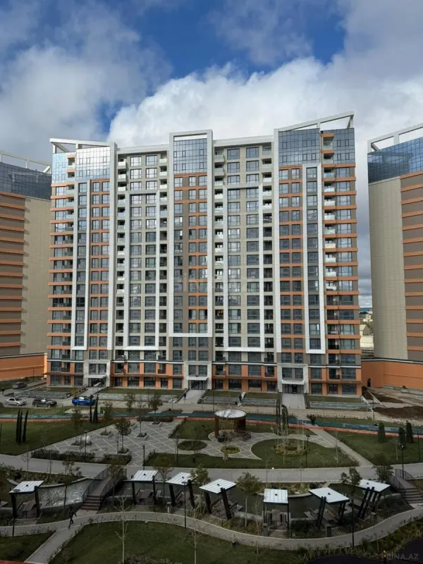 Satılır 2 otaqlı mənzil 58.8 m²