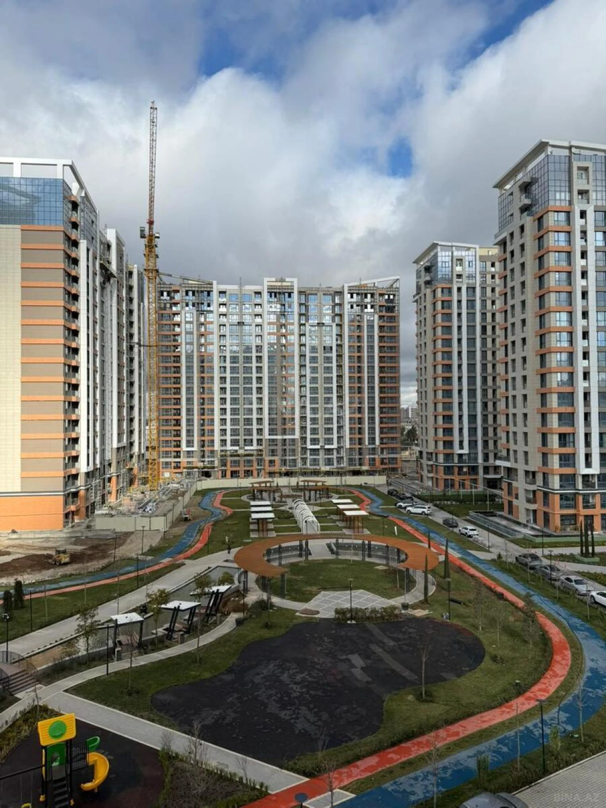 Satılır 2 otaqlı mənzil 58.8 m²