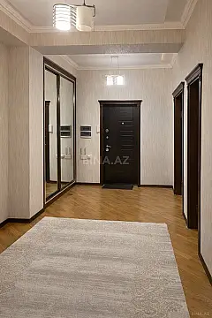 Satılır 2 otaqlı mənzil 117 m²