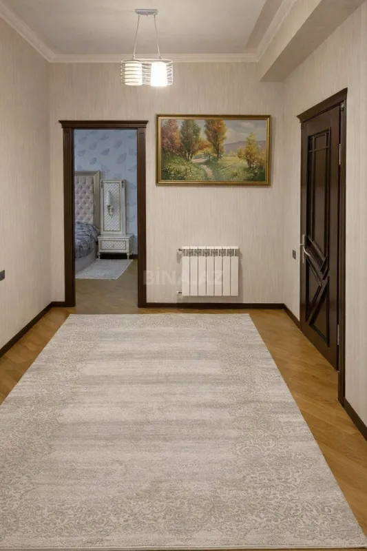 Satılır 2 otaqlı mənzil 117 m²