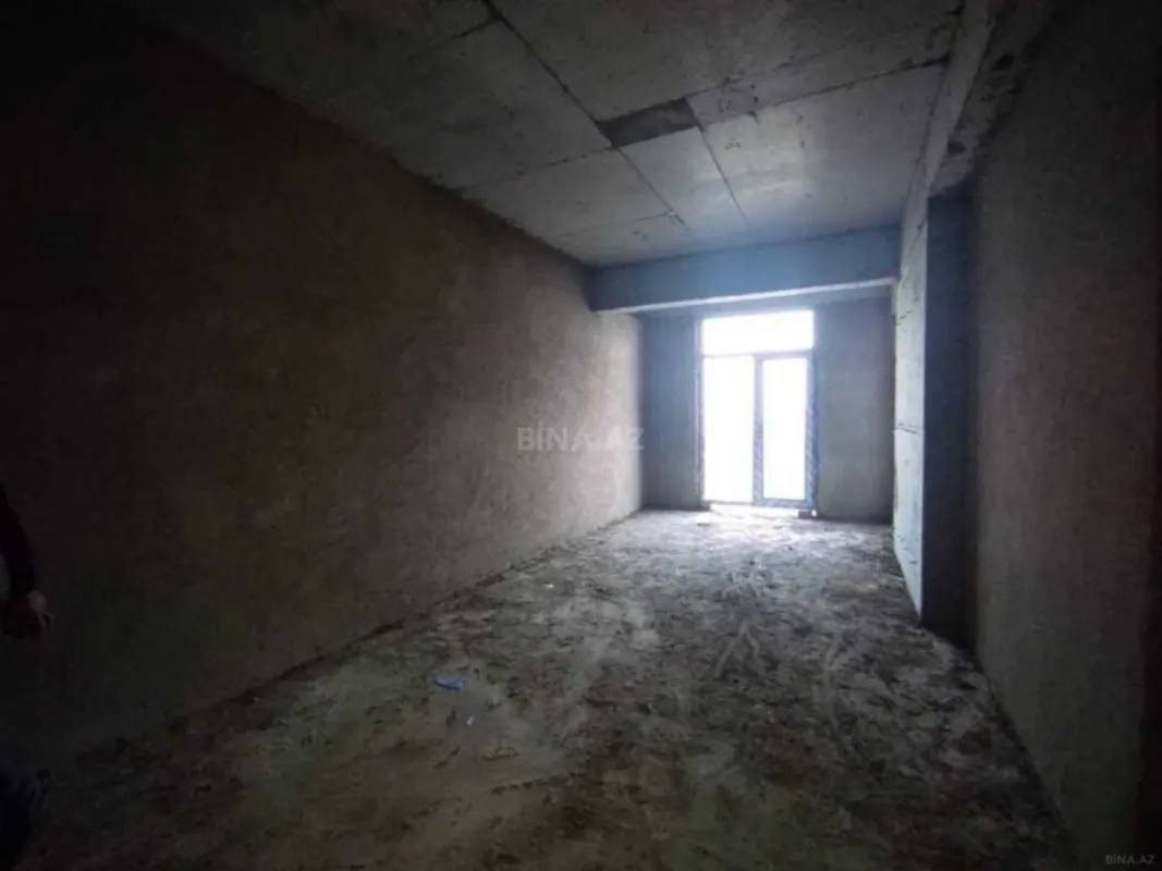 Satılır 2 otaqlı mənzil 76 m²