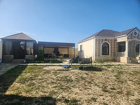 Satılır 4 otaqlı həyət evi 110 m²