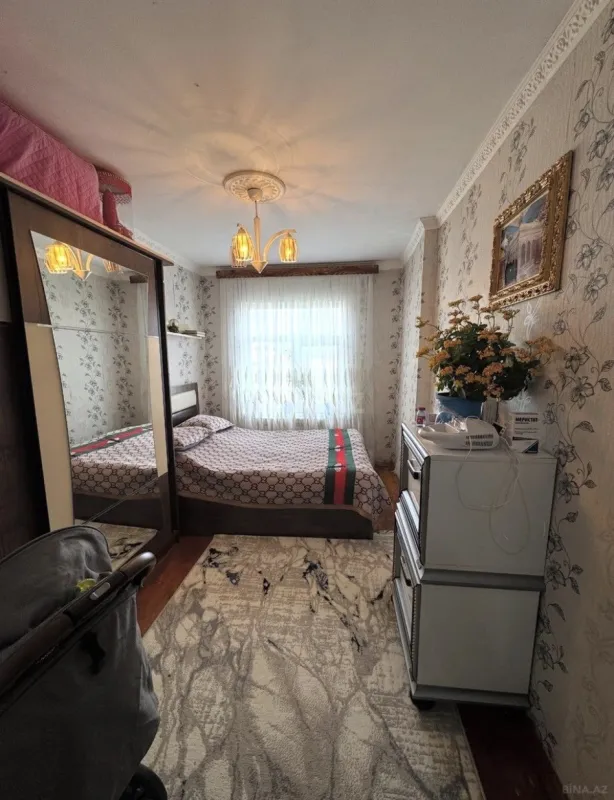 Satılır 2 otaqlı mənzil 53 m²