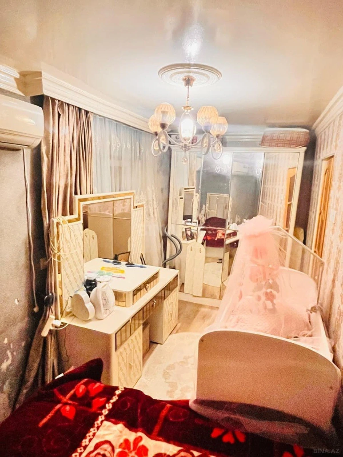 Satılır 2 otaqlı mənzil 55 m²