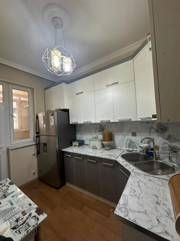 Satılır 2 otaqlı mənzil 60 m²