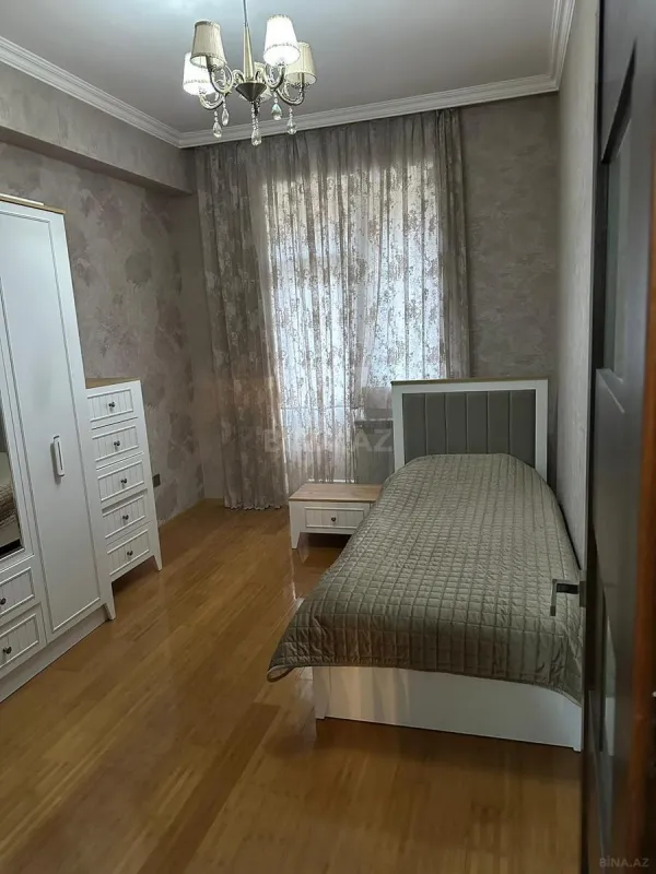Satılır 2 otaqlı mənzil 60 m²