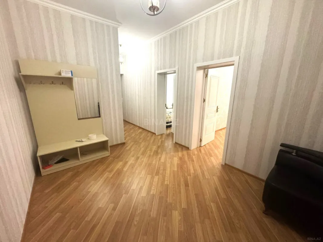 Kirayə verilir 3 otaqlı mənzil 135 m²