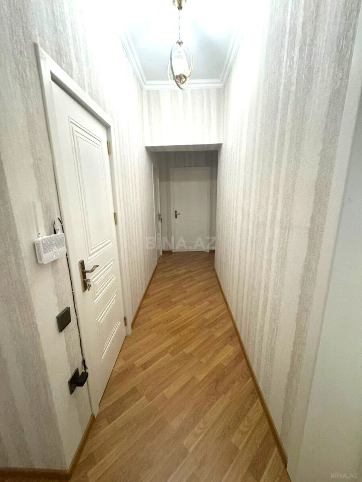 Kirayə verilir 3 otaqlı mənzil 135 m²