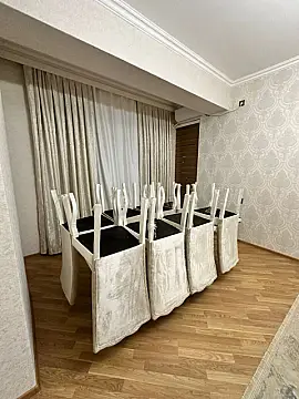 Kirayə verilir 3 otaqlı mənzil 135 m²
