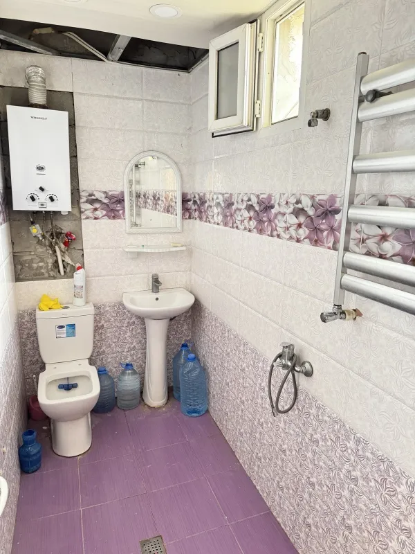 Kirayə verilir 2 otaqlı həyət evi 50 m²