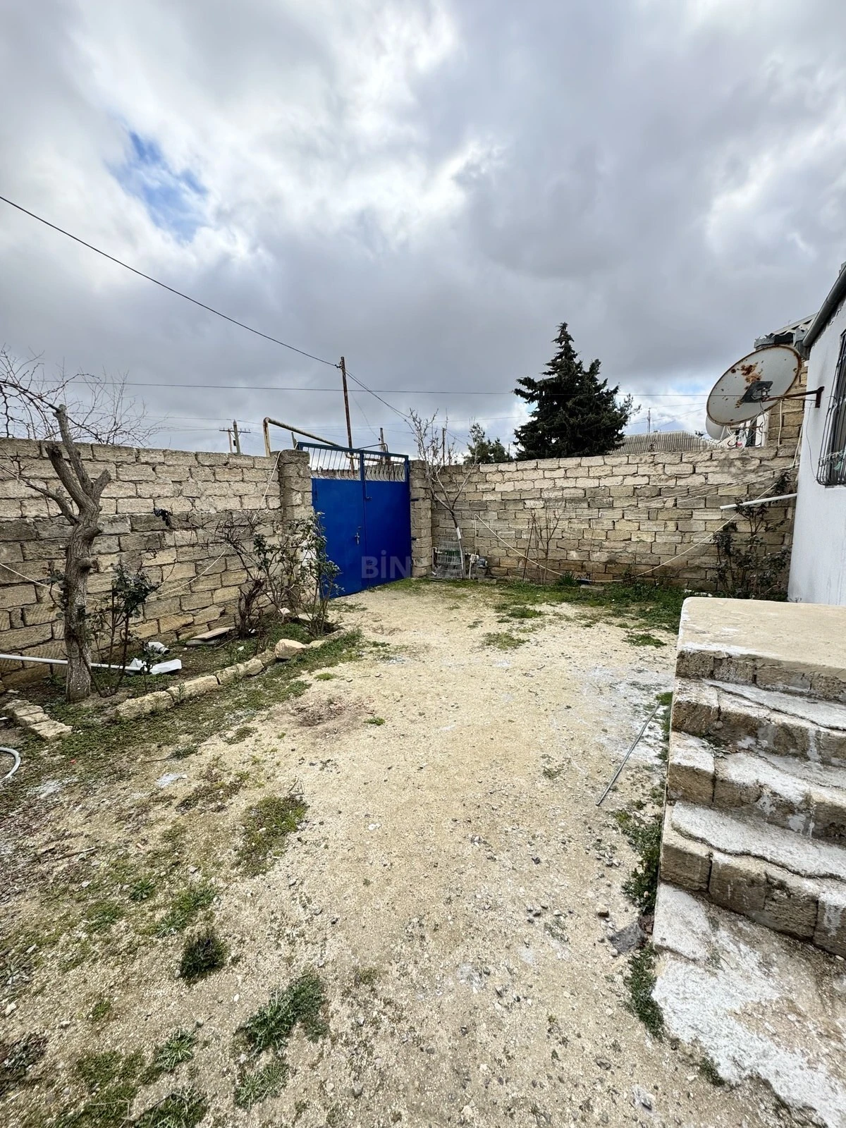 Kirayə verilir 2 otaqlı həyət evi 50 m²