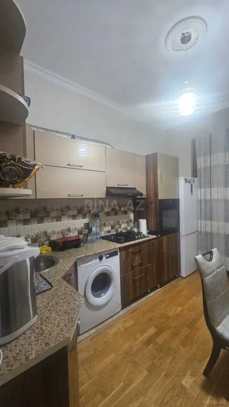 Kirayə verilir 2 otaqlı mənzil 55 m²