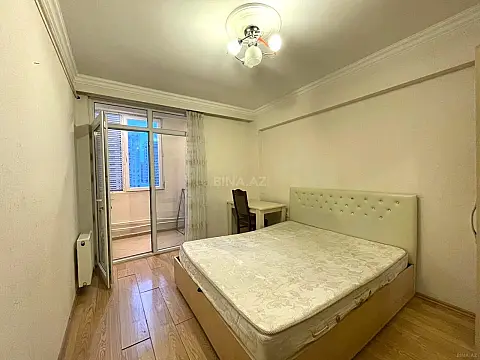 Satılır 2 otaqlı mənzil 38 m²