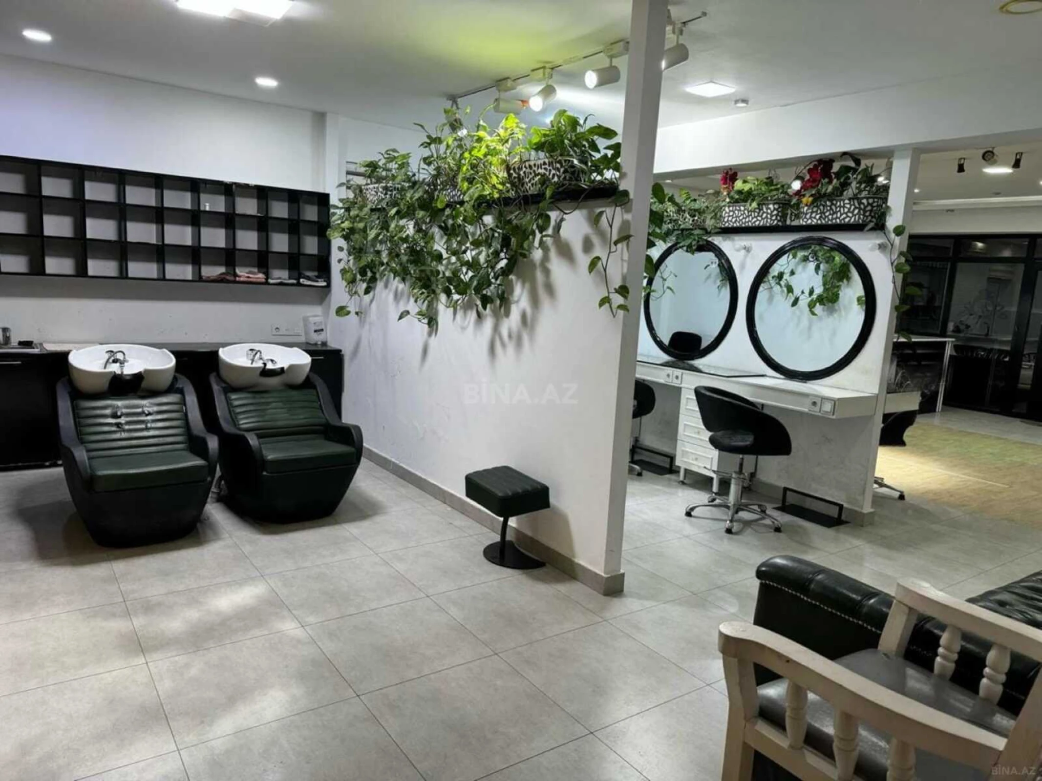 Kirayə verilir 15 otaqlı ofis 500 m²