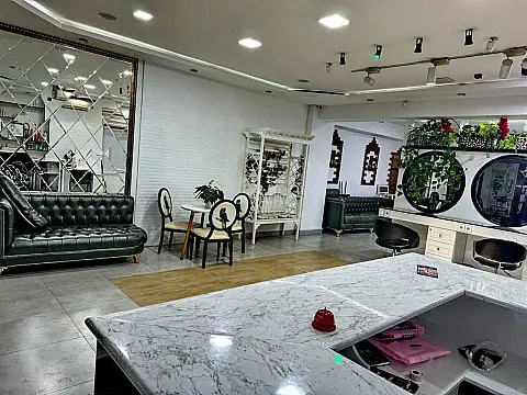 Kirayə verilir 15 otaqlı ofis 500 m²