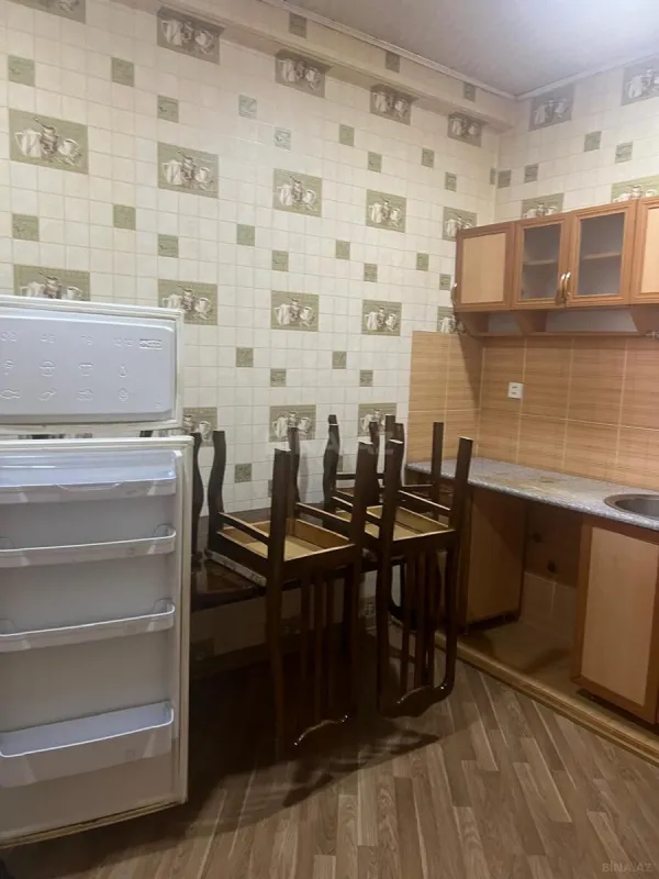 Satılır 3 otaqlı mənzil 115 m²