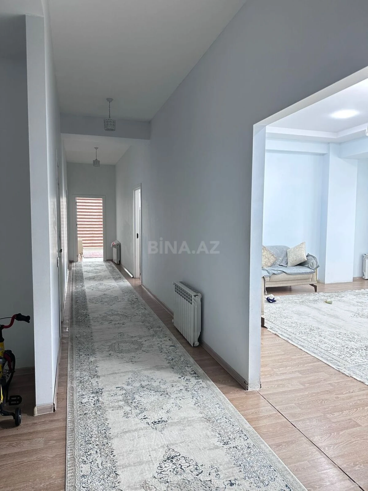 Kirayə verilir 3 otaqlı mənzil 160 m²