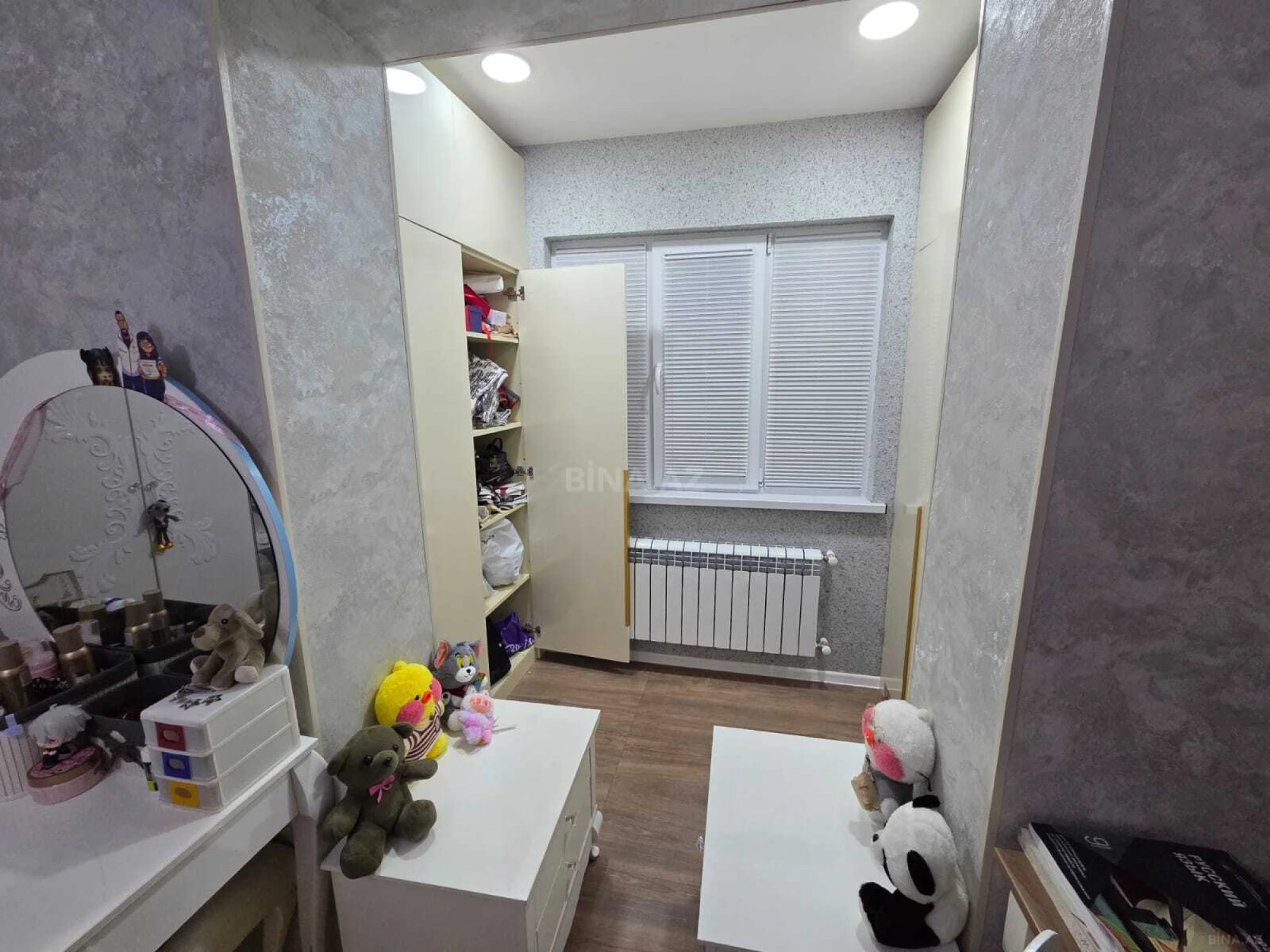 Satılır 3 otaqlı mənzil 70 m²
