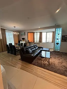 Satılır 3 otaqlı mənzil 143 m²