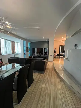 Satılır 3 otaqlı mənzil 143 m²