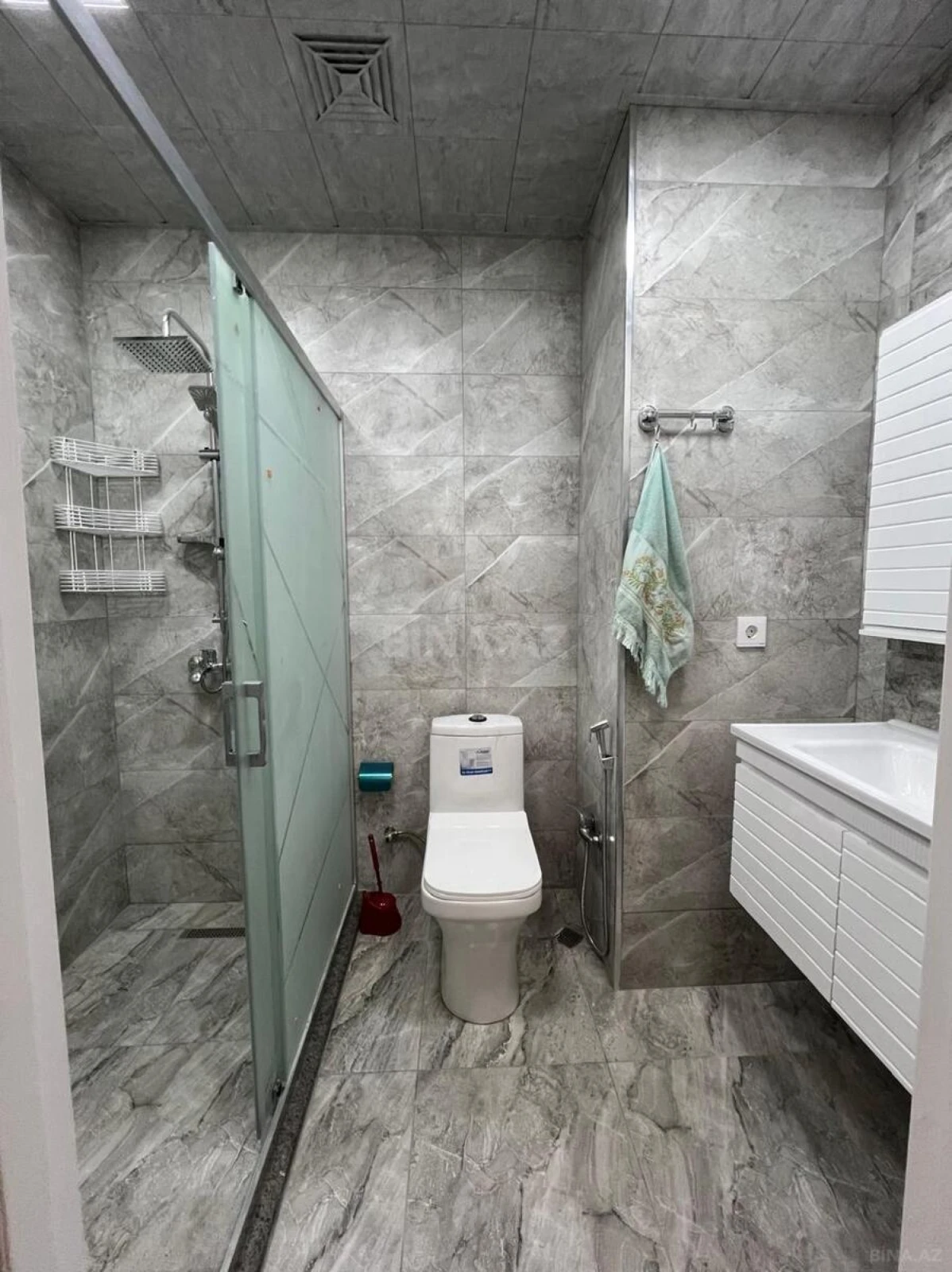 Kirayə verilir 3 otaqlı mənzil 80 m²