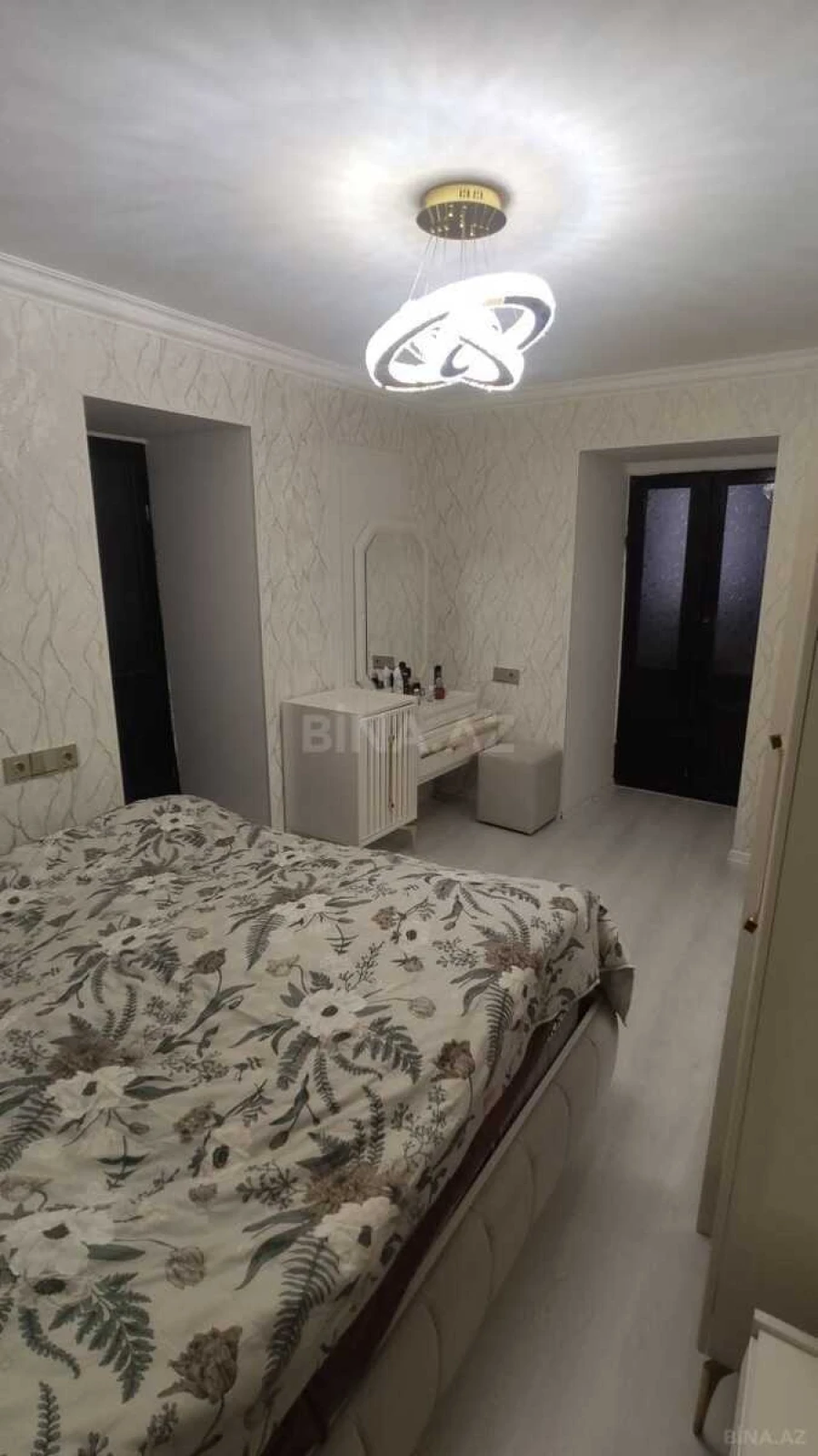 Satılır 3 otaqlı mənzil 72 m²