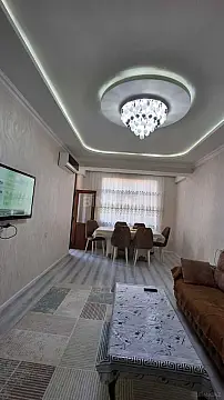 Satılır 2 otaqlı mənzil 80 m²