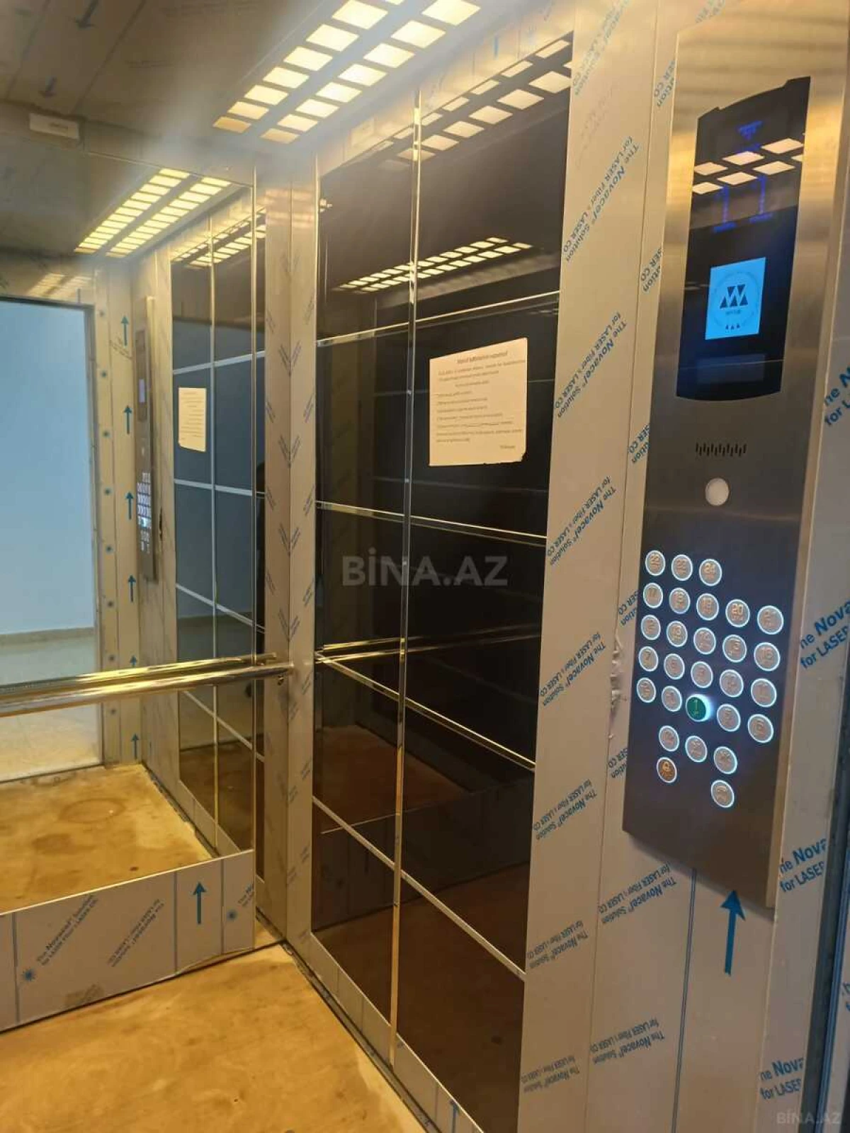 Satılır 3 otaqlı mənzil 202 m²