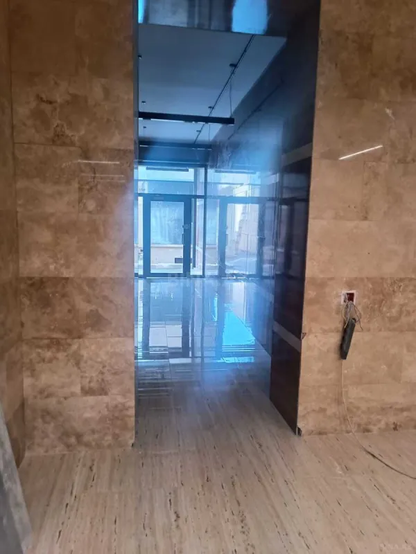 Satılır 3 otaqlı mənzil 202 m²
