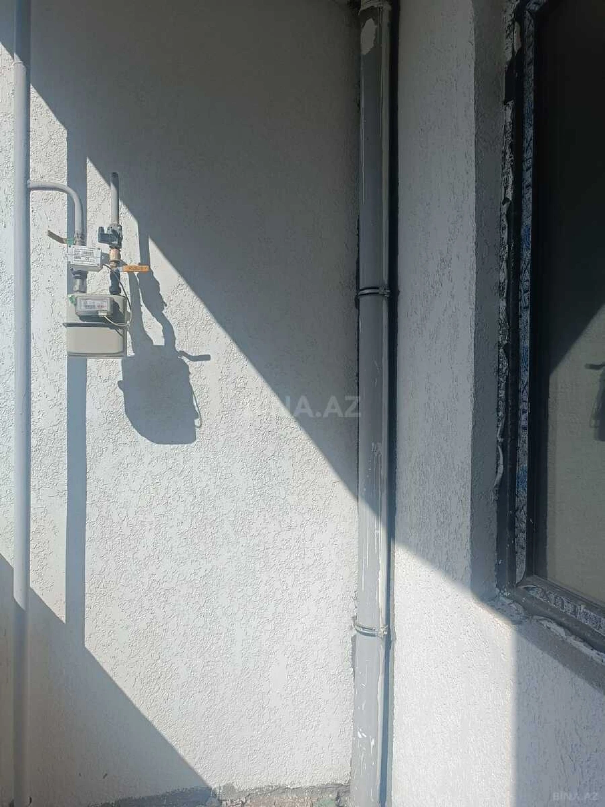 Satılır 3 otaqlı mənzil 202 m²