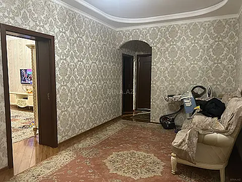 Satılır 2 otaqlı mənzil 100 m²