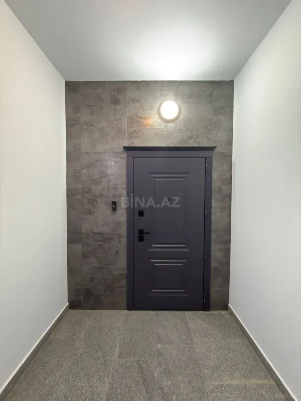 Satılır 3 otaqlı mənzil 148 m²