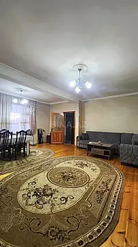 Satılır 4 otaqlı həyət evi 120 m²