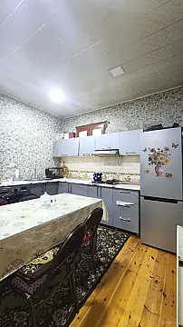 Satılır 4 otaqlı həyət evi 120 m²