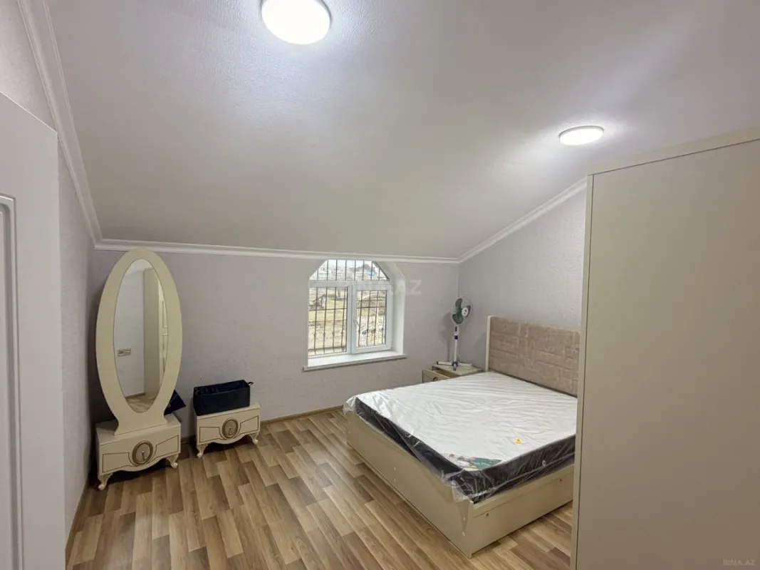 Satılır 5 otaqlı həyət evi 145 m²