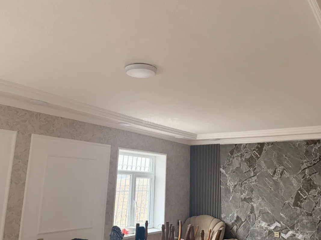 Satılır 5 otaqlı həyət evi 145 m²